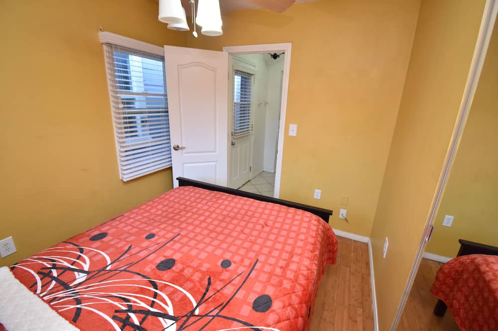 Photo of Bedroom in Downtown San Diego