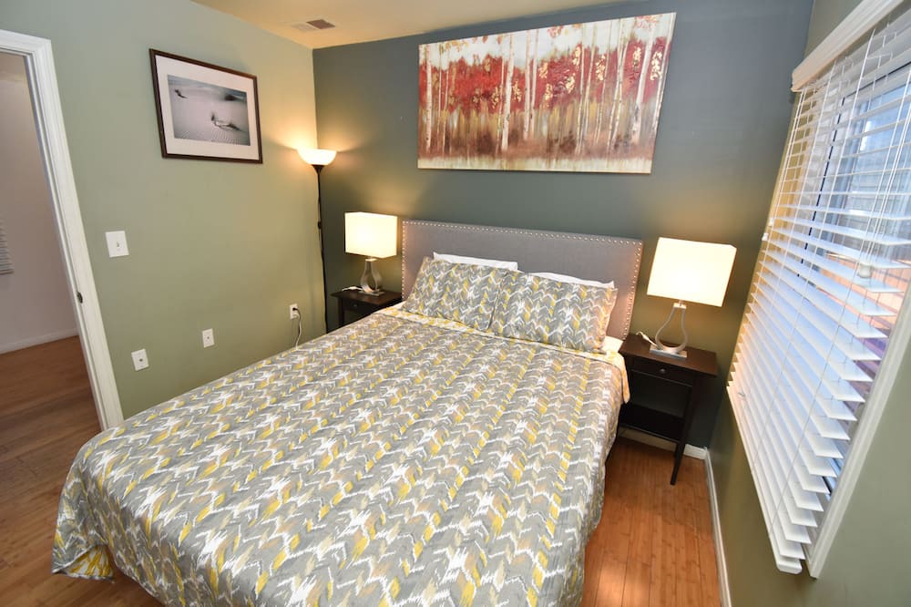 Photo of Bedroom in Downtown San Diego