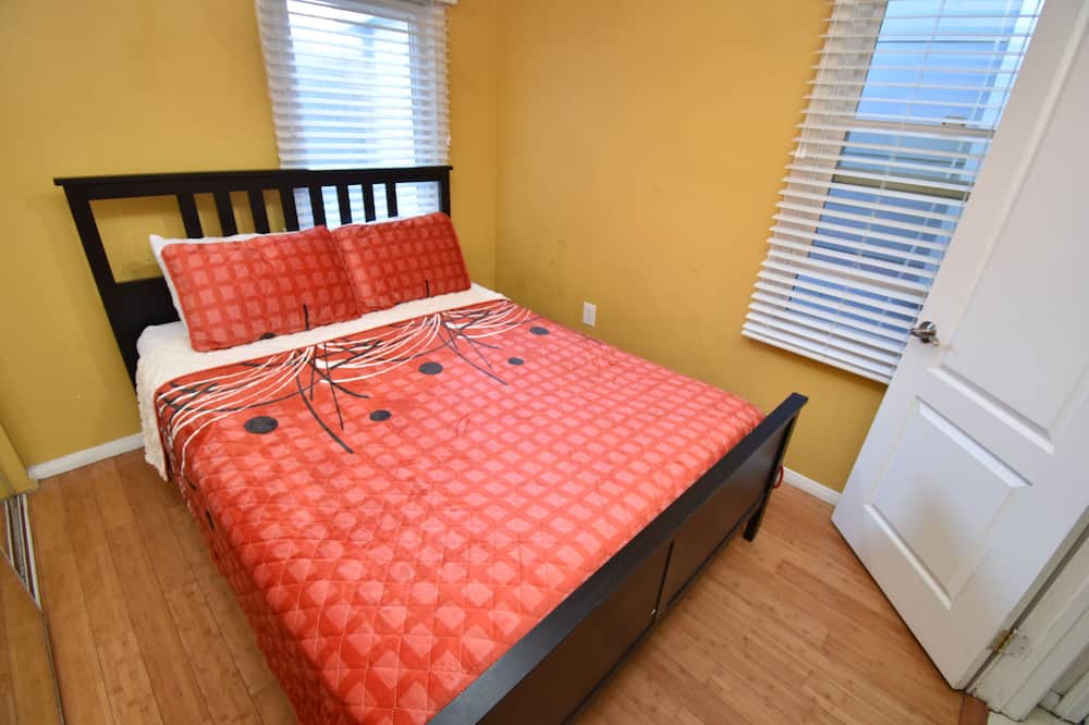 Photo of Bedroom in Downtown San Diego