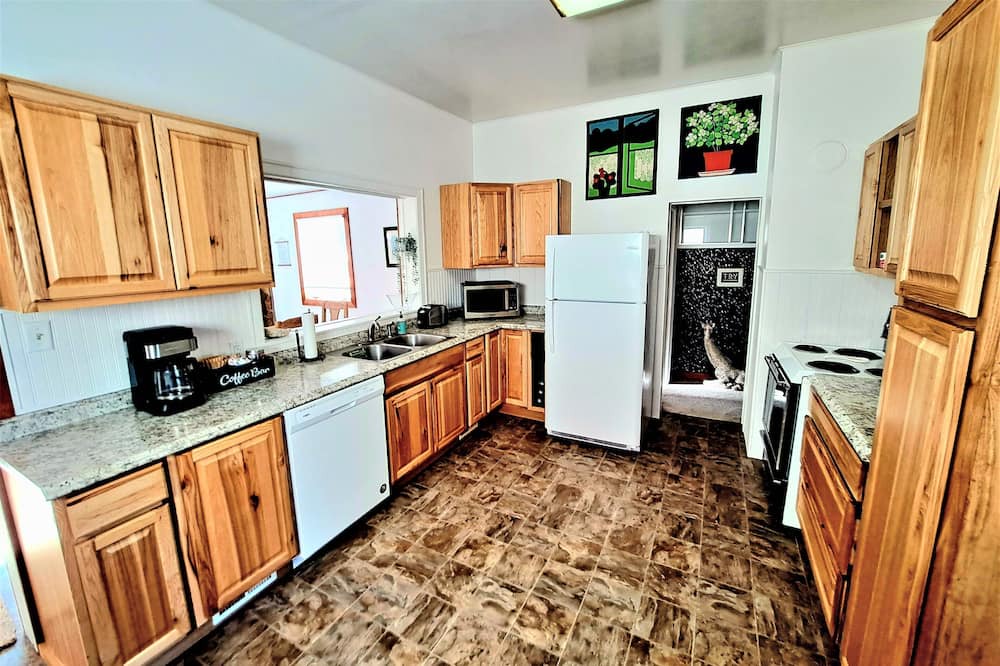 Photo of Kitchen in Philipsburg