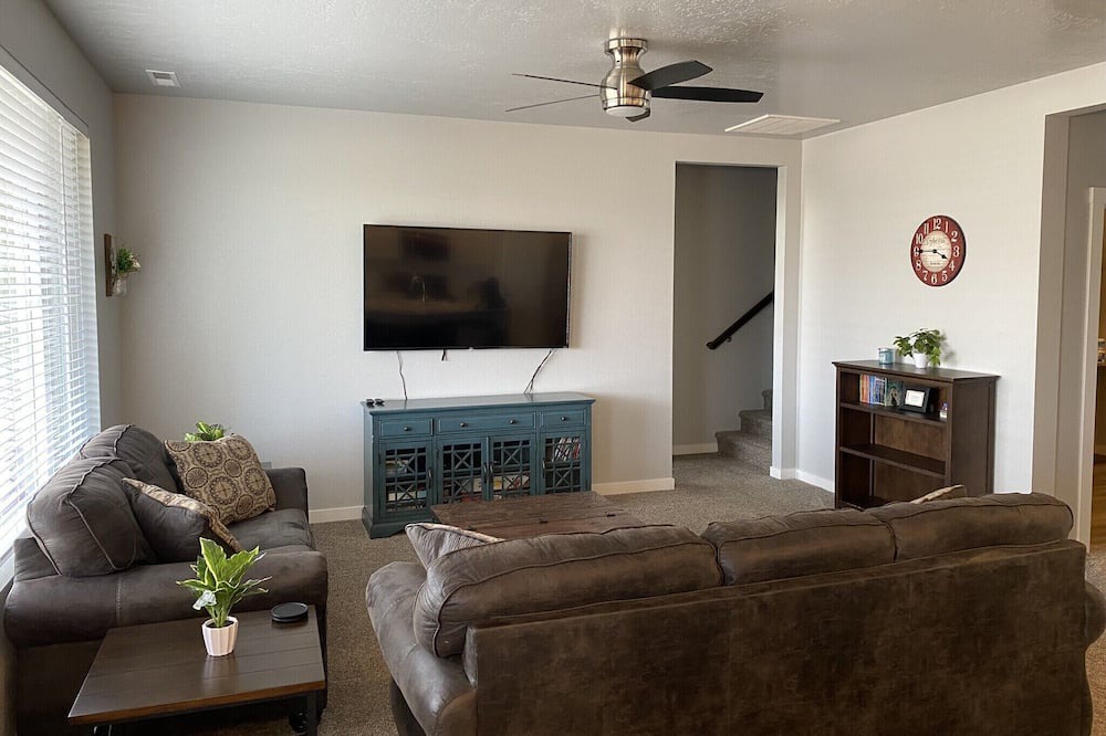 Photo of Livingroom in Caldwell