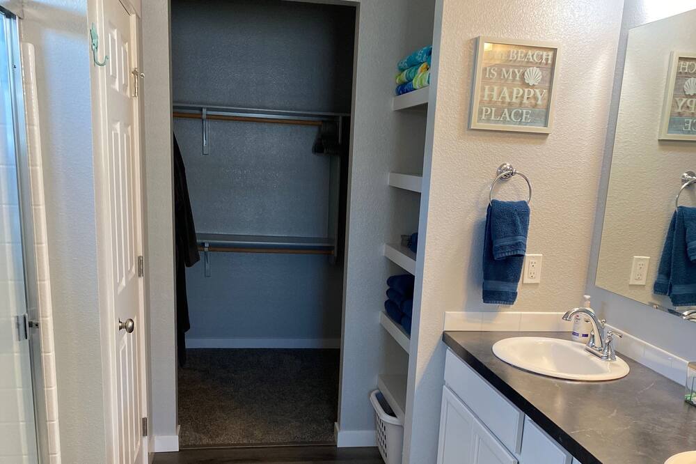 Photo of Bathroom in Caldwell