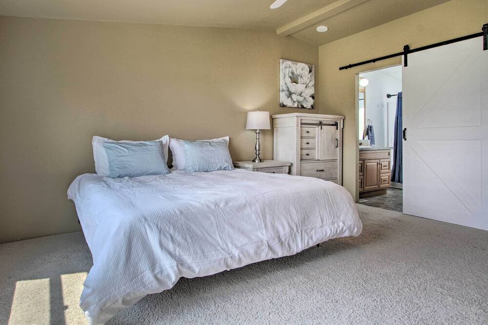 Photo of Bathroom in Helena Valley Northwest