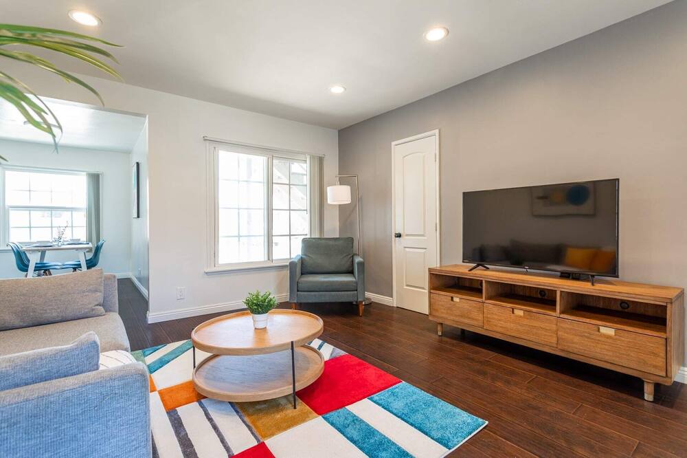 Photo of Bedroom in Los Angeles