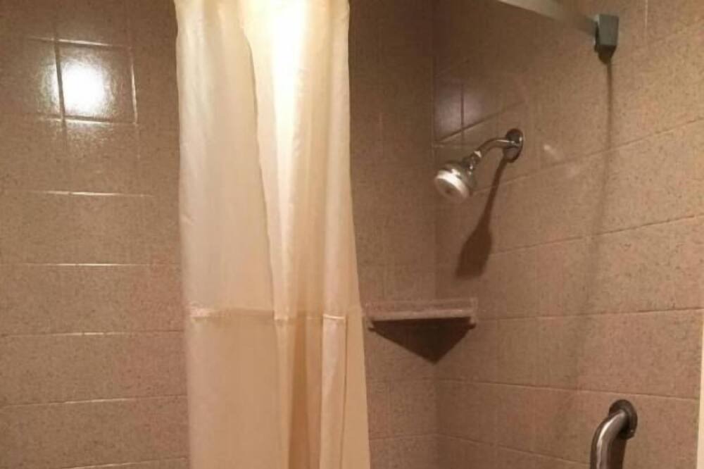 Photo of Bathroom in Kellogg