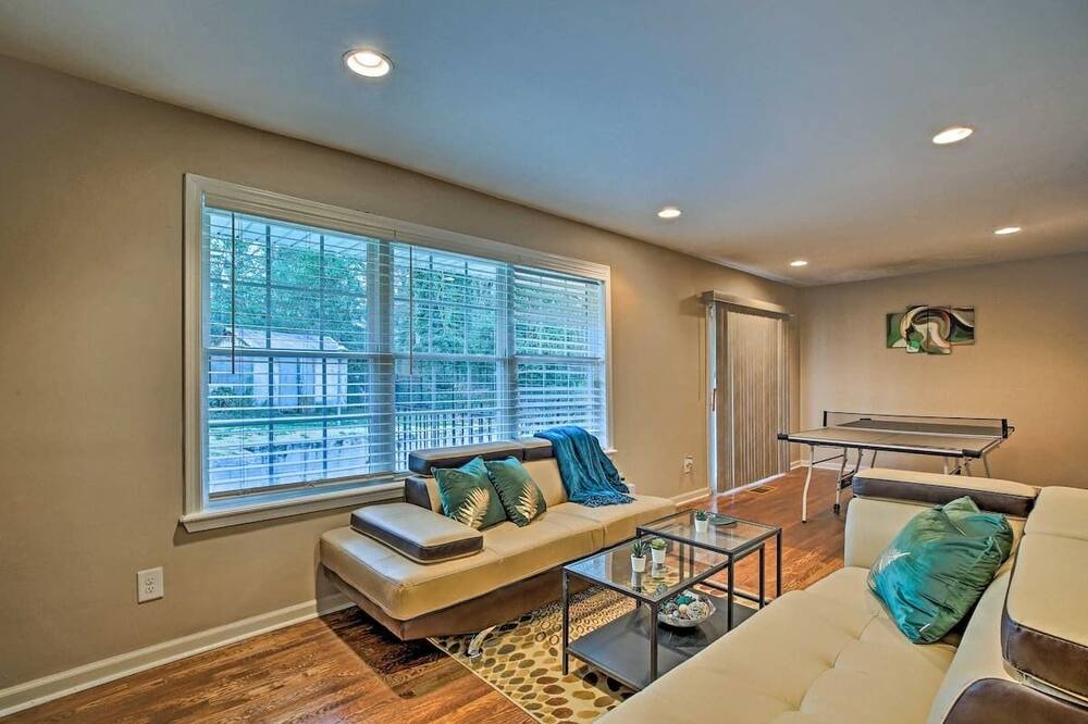 Photo of Livingroom in Collier Heights