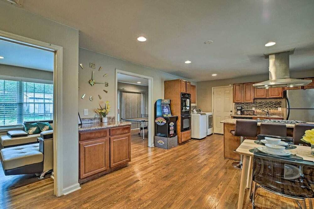 Photo of Bedroom in Collier Heights