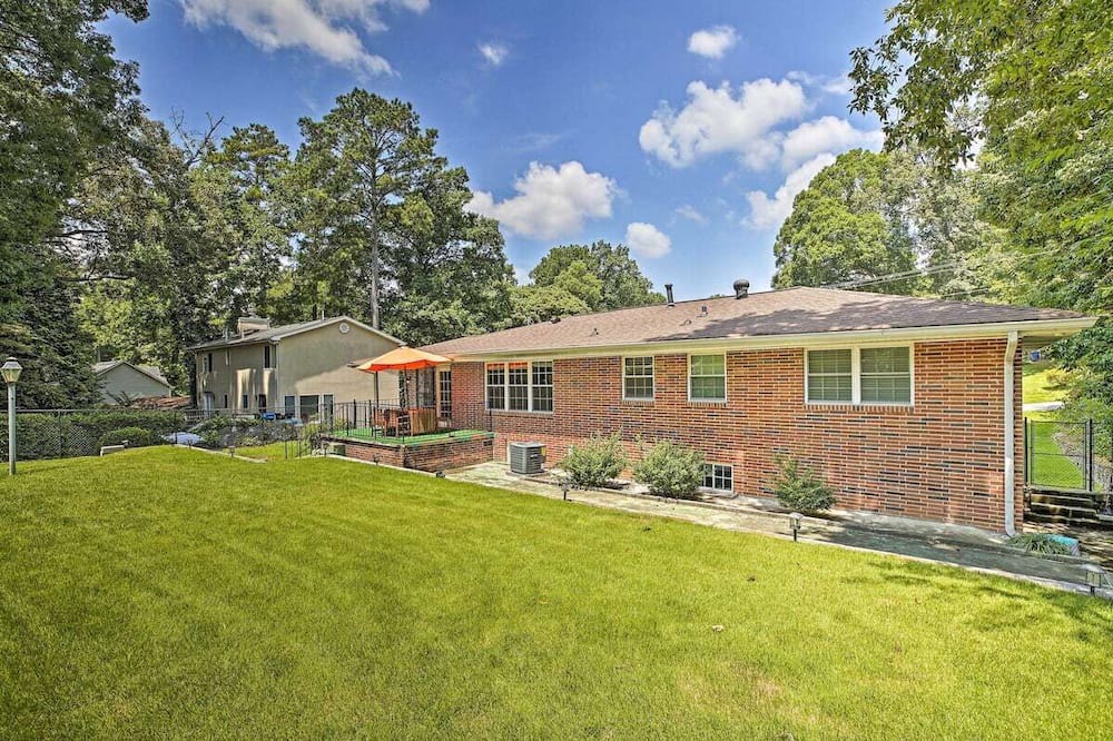 Photo of Outdoor in Collier Heights