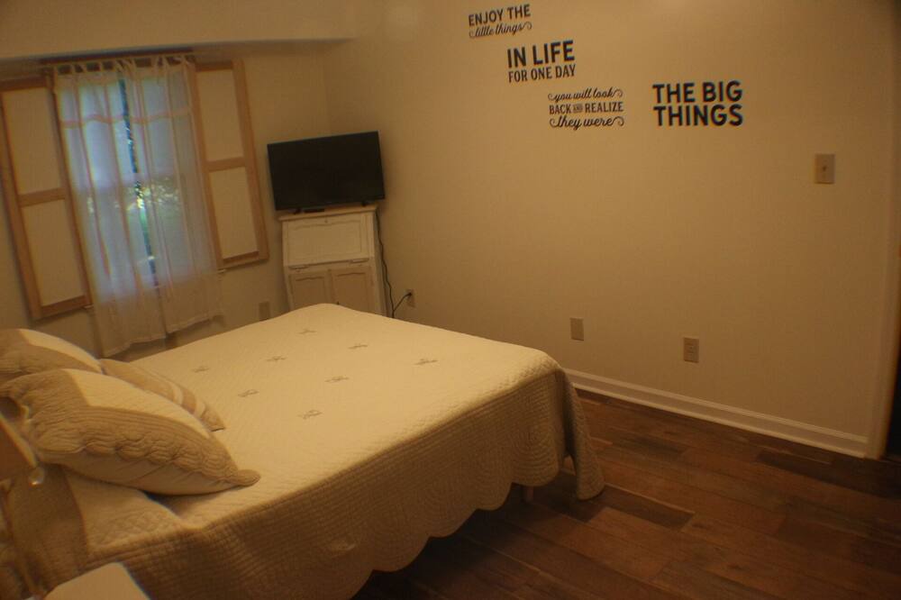 Photo of Bedroom in Randolph County