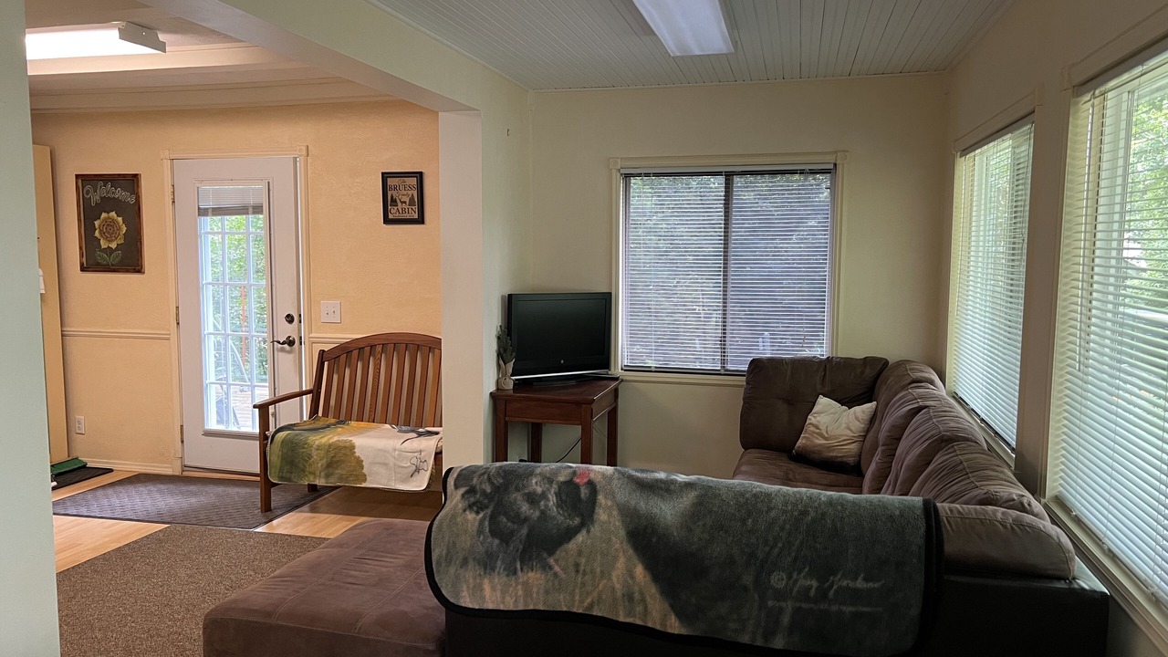 Photo of Livingroom in Eldora