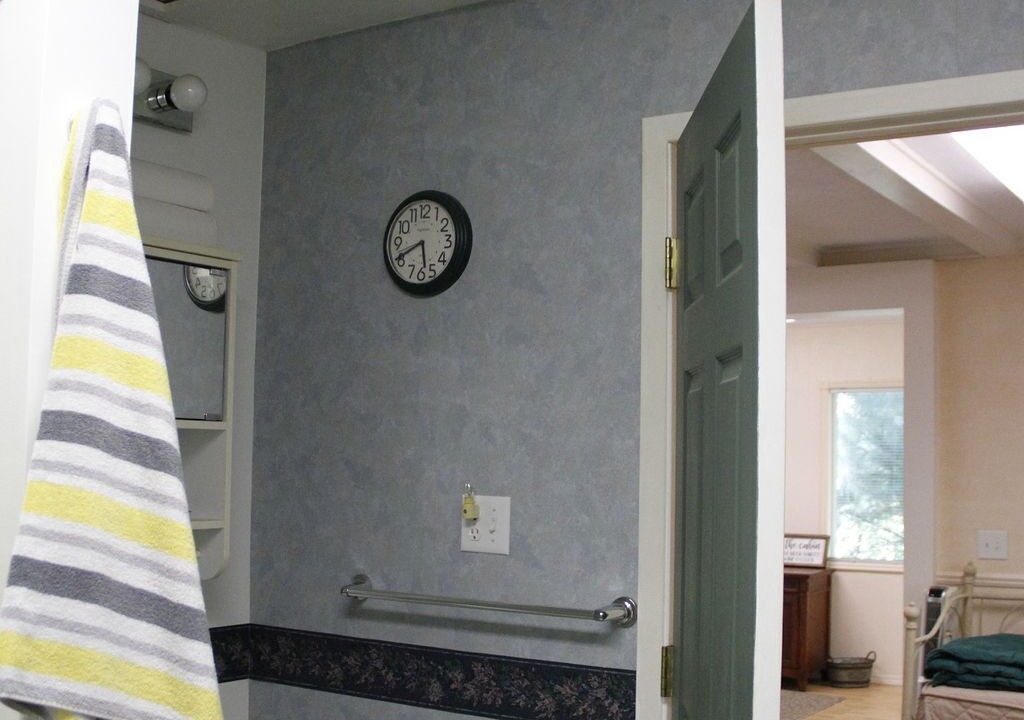 Photo of Bathroom in Eldora