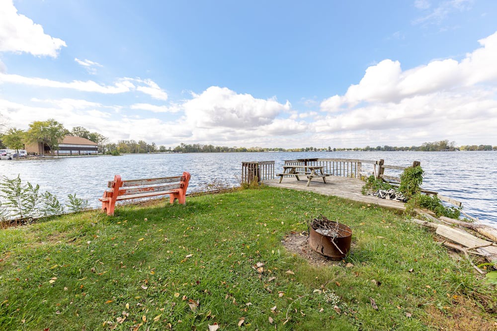 Photo of Outdoor in Russells Point