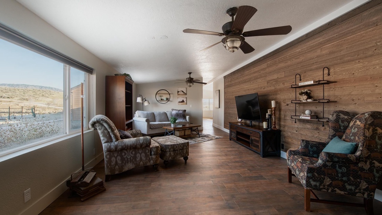 Photo of Livingroom in Garden City