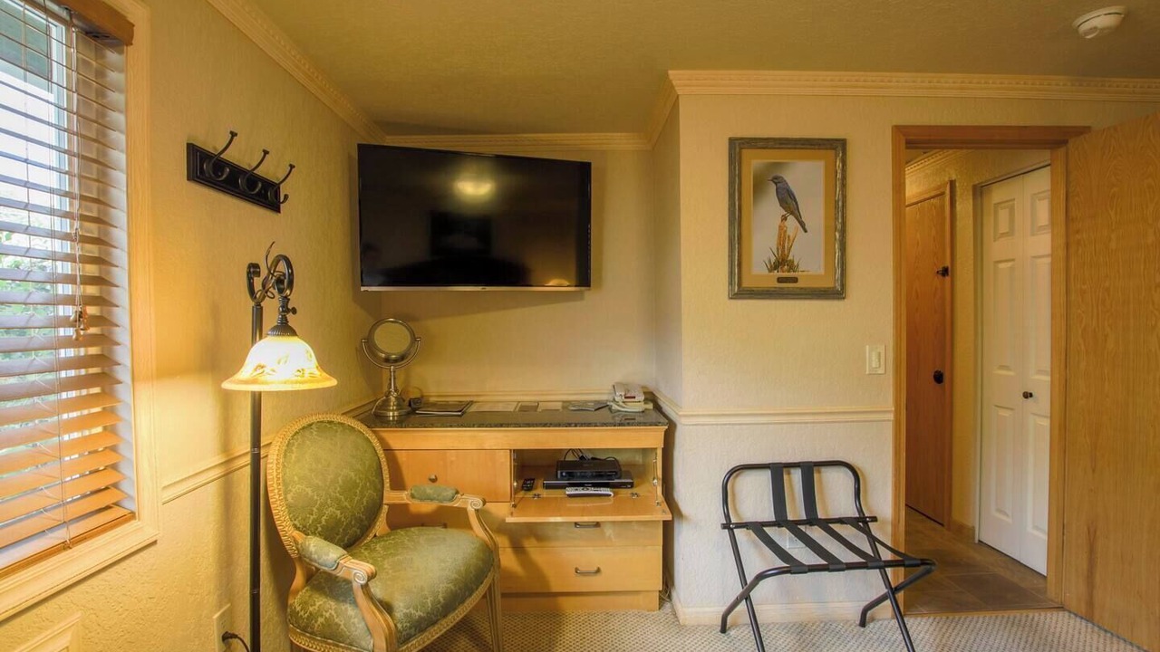 Photo of Bedroom in Gardiner