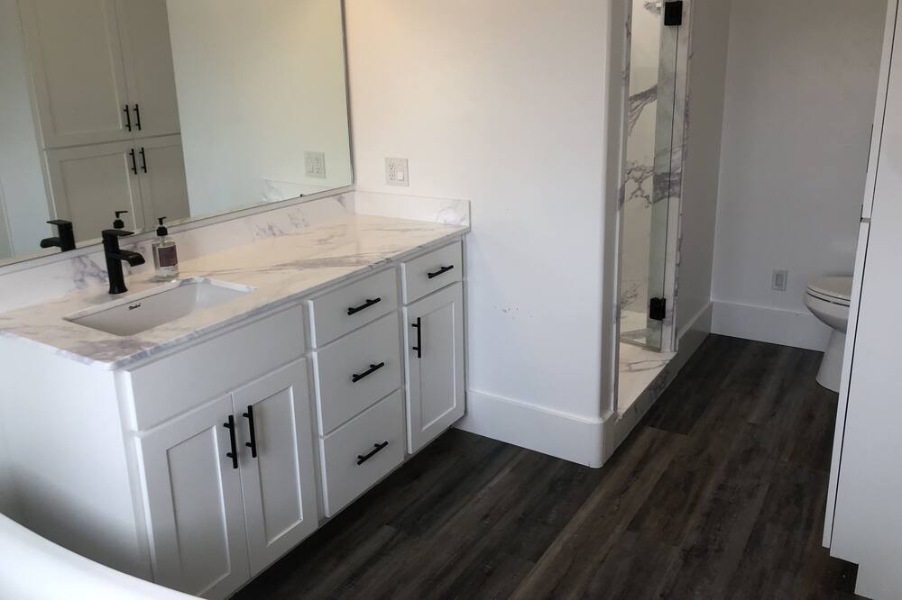 Photo of Bathroom in Moreland