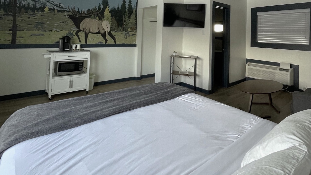 Photo of Bedroom in Salmon