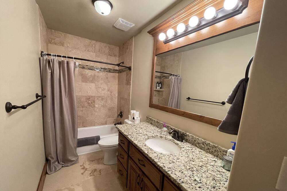 Photo of Bathroom in Clark County