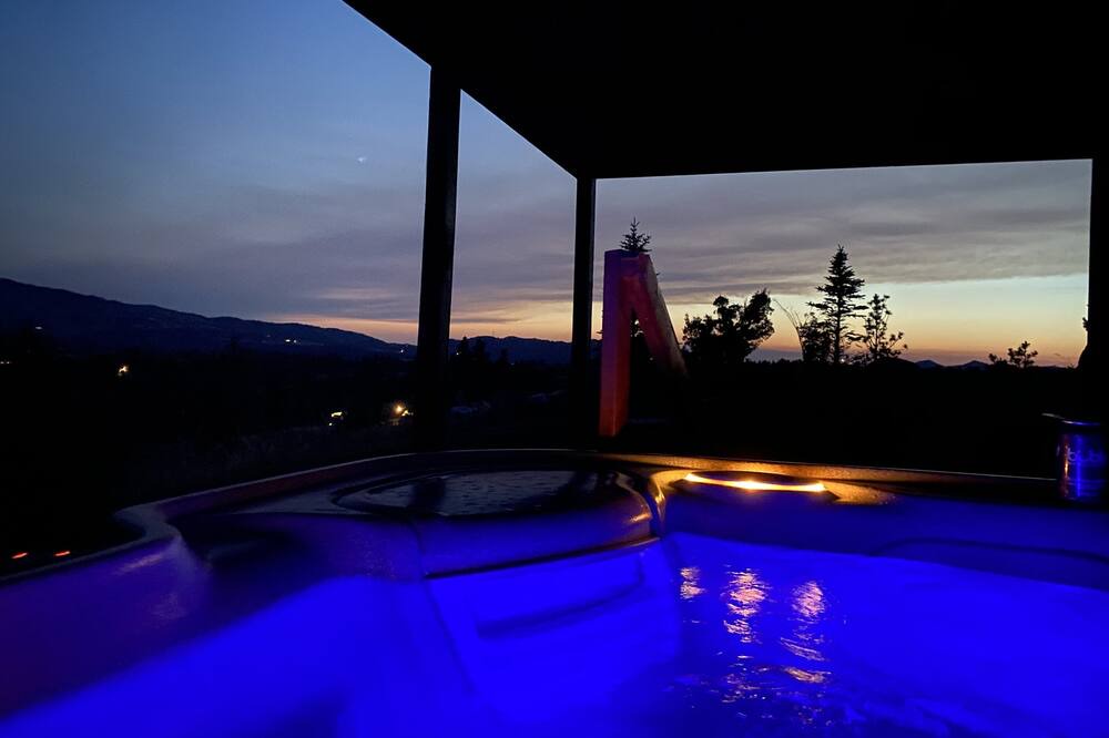 Photo of Outdoor in Helena