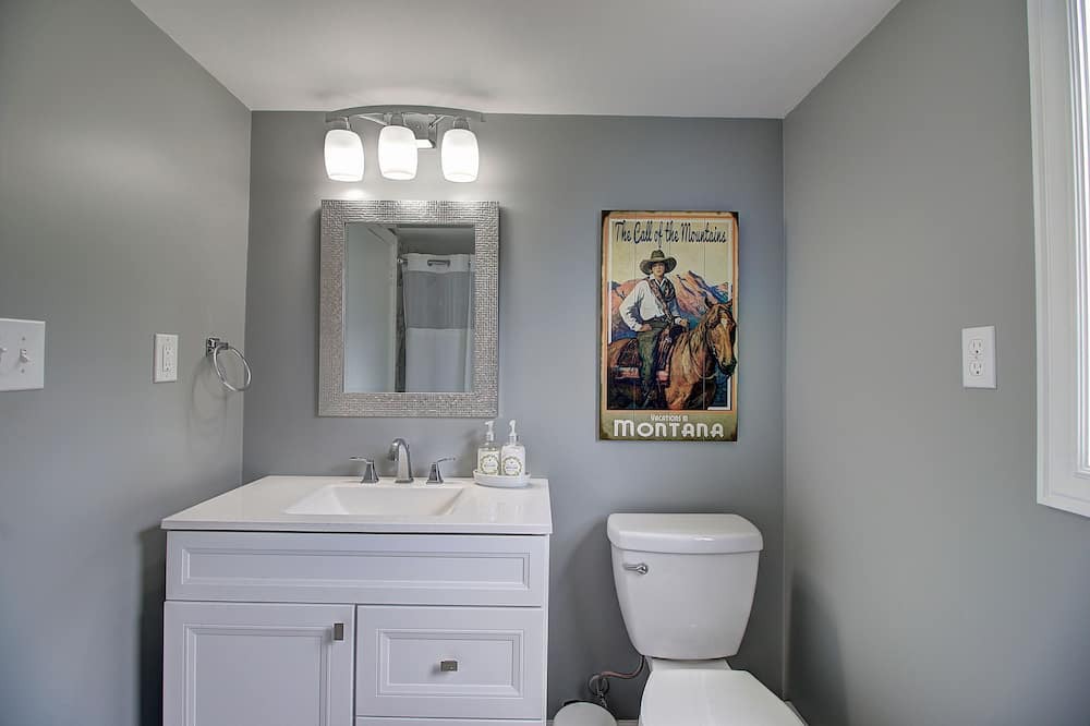 Photo of Bathroom in Woods Bay