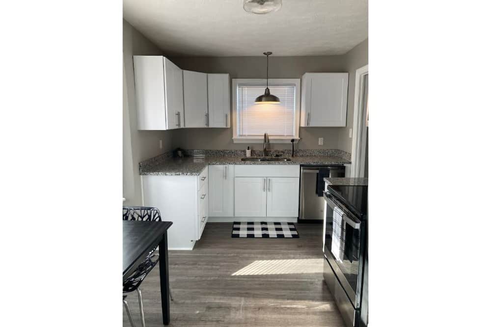 Photo of Kitchen in Speedway