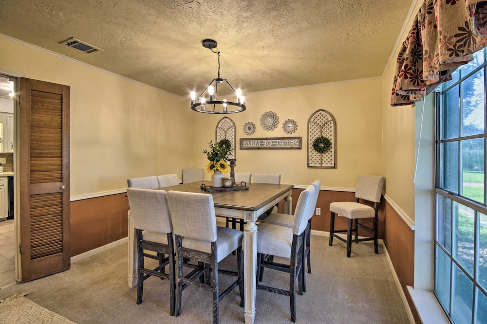 Photo of Livingroom in Clodine