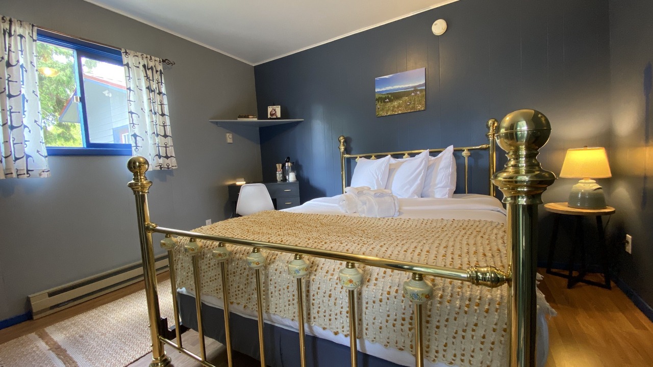 Photo of Bedroom in Woods Bay