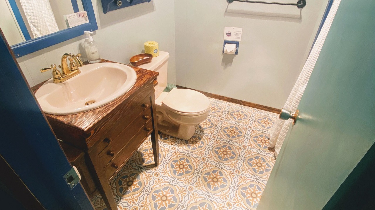 Photo of Bathroom in Woods Bay