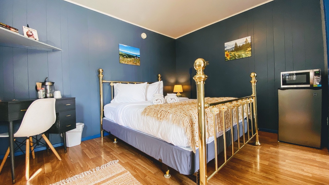 Photo of Bedroom in Woods Bay