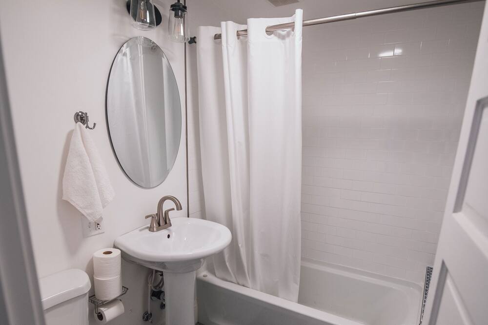 Photo of Bathroom in Ashton