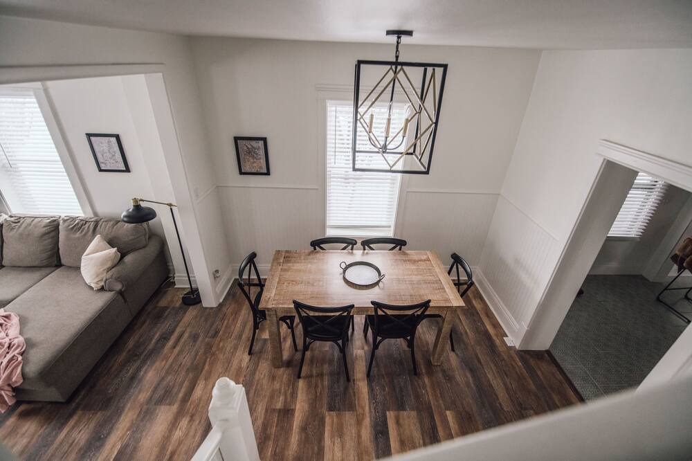 Photo of Livingroom in Ashton