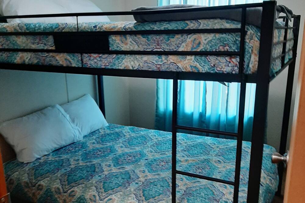 Photo of Bedroom in Penn