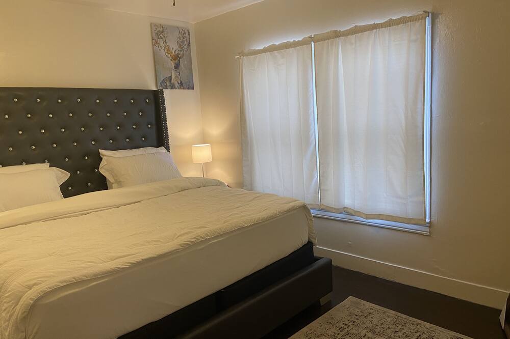 Photo of Bedroom in South Central Houston