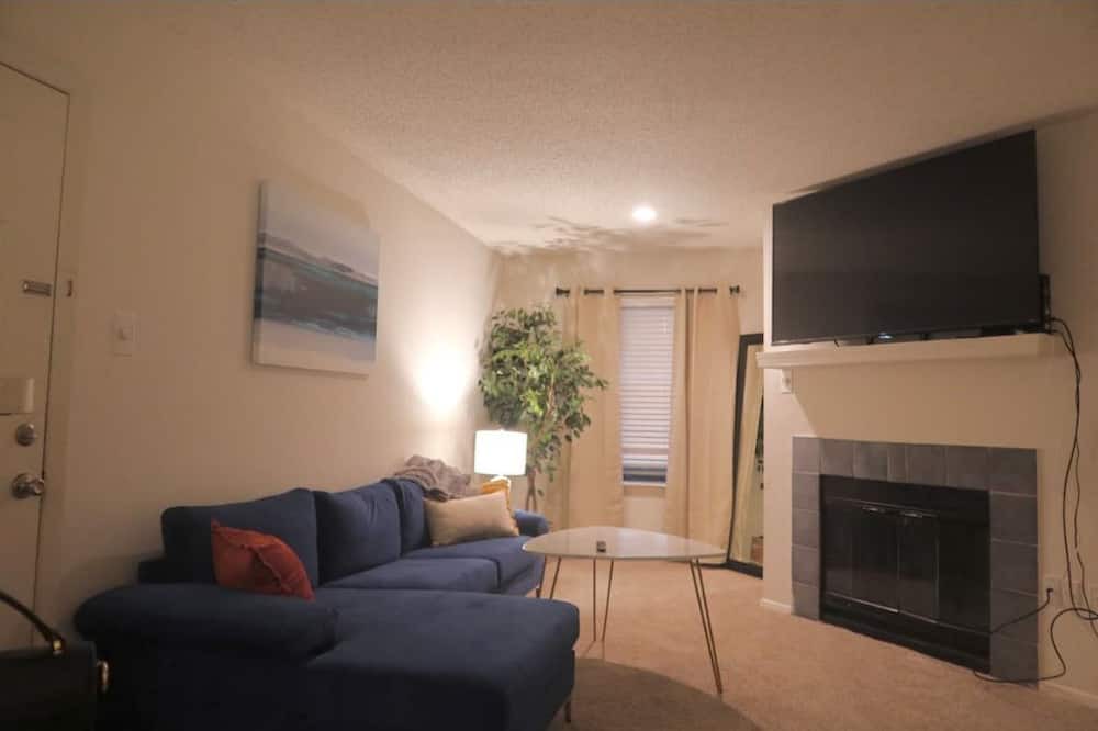 Photo of Livingroom in Laurel