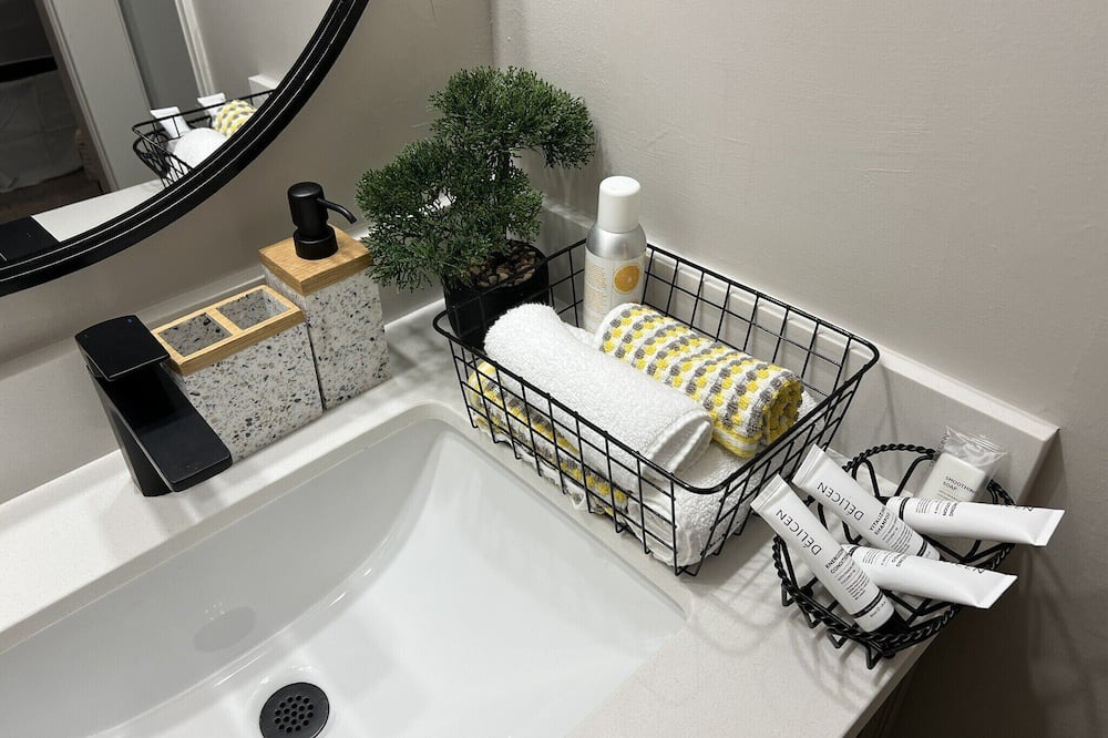 Photo of Bathroom in Pecan Grove
