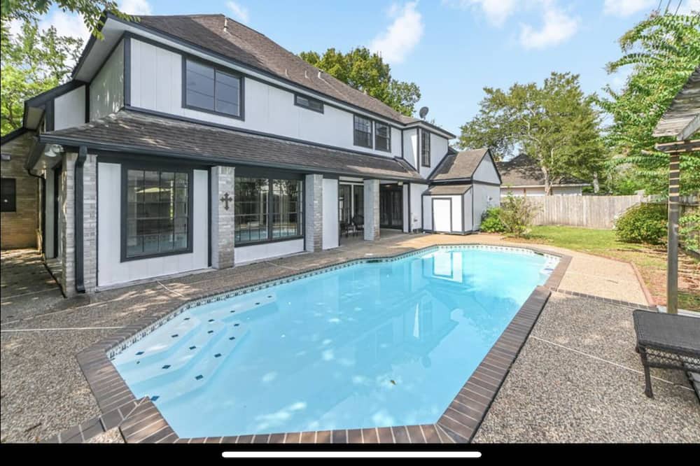 Photo of Outdoor in Pecan Grove