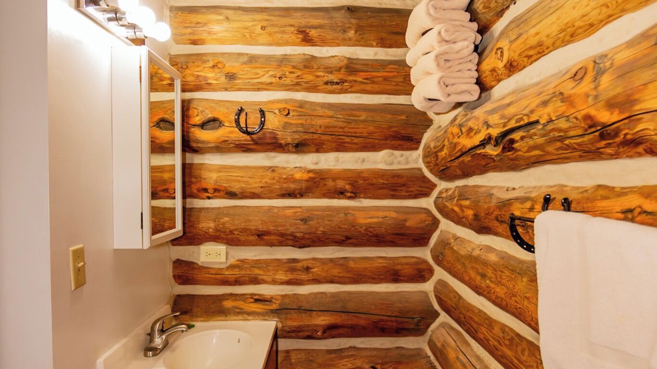 Photo of Bathroom in Dubois