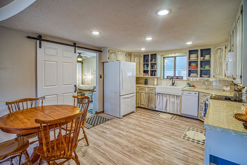 Photo of Kitchen in Diamond City