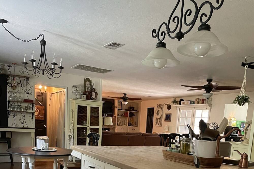 Photo of Kitchen in Dinuba