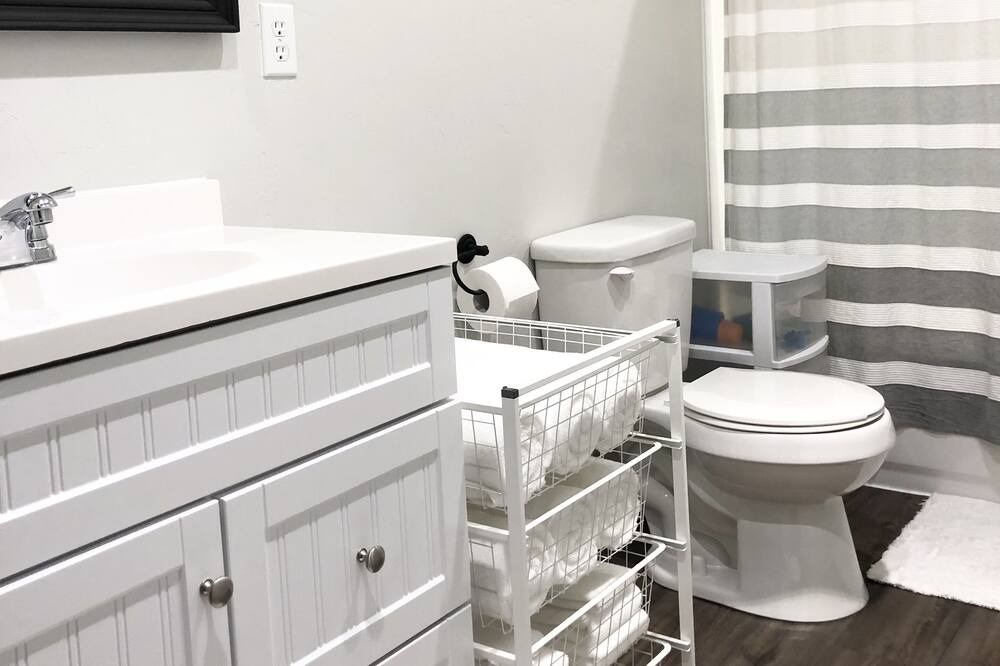 Photo of Bathroom in Vernal