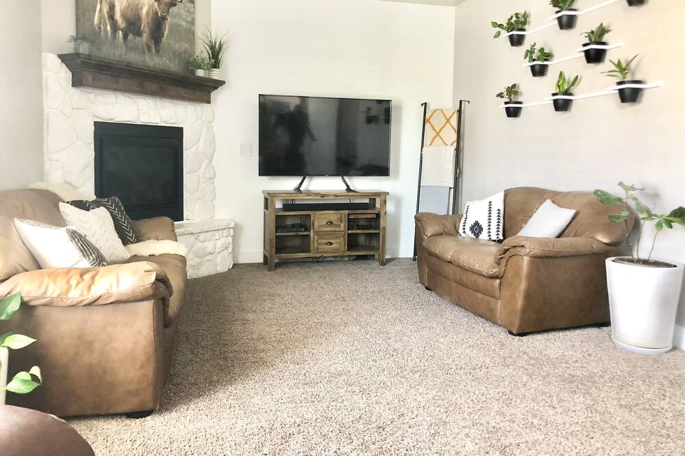 Photo of Livingroom in Vernal