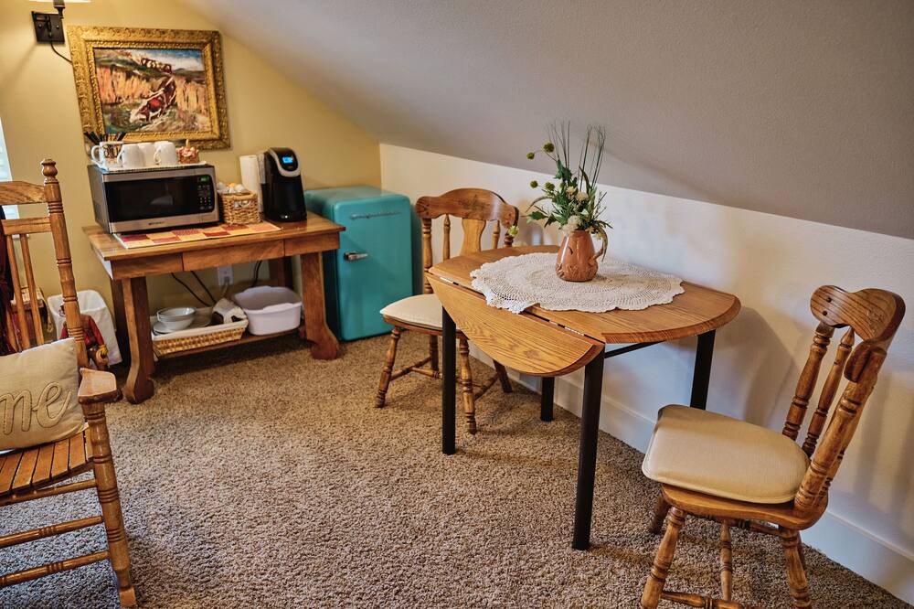 Photo of Livingroom in Sheridan