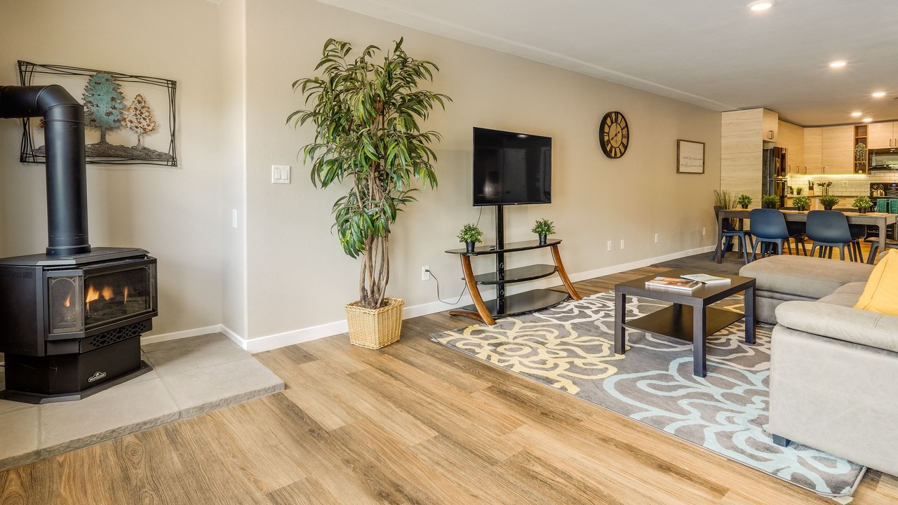 Photo of Livingroom in New Harmony