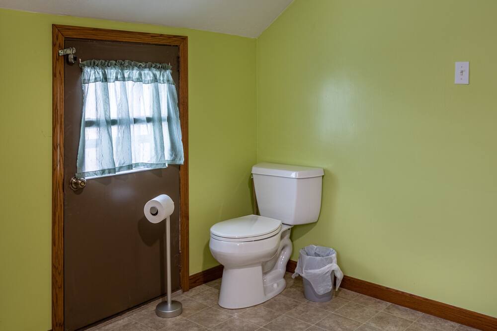 Photo of Bathroom in Millersburg