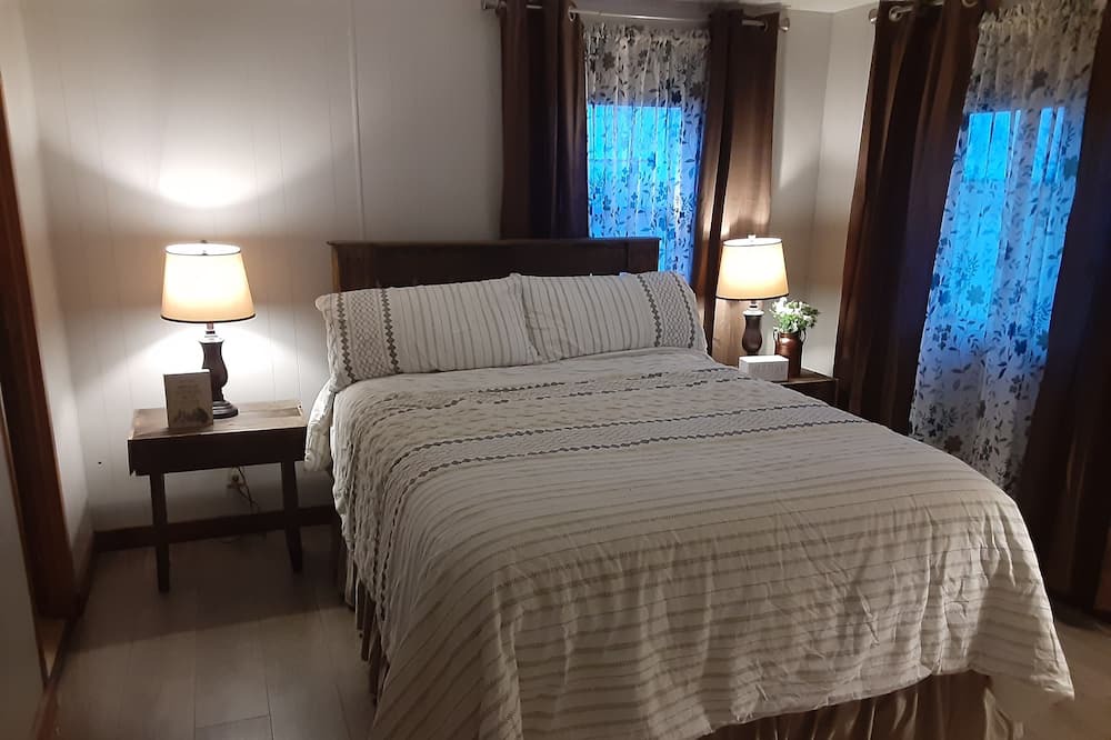 Photo of Bedroom in Buffalo