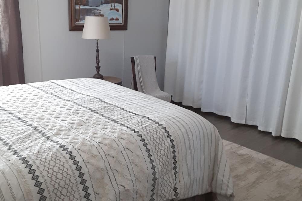 Photo of Bedroom in Buffalo