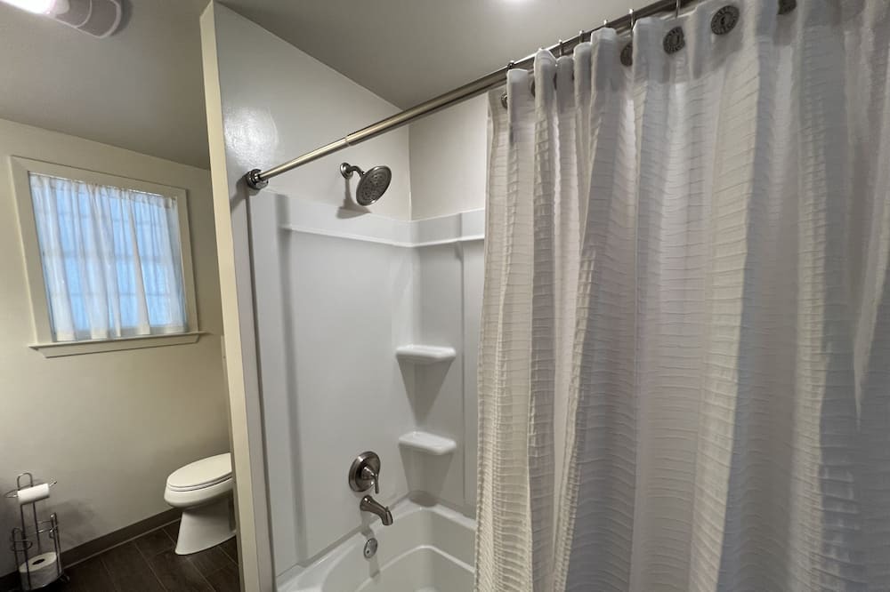Photo of Bathroom in McComb