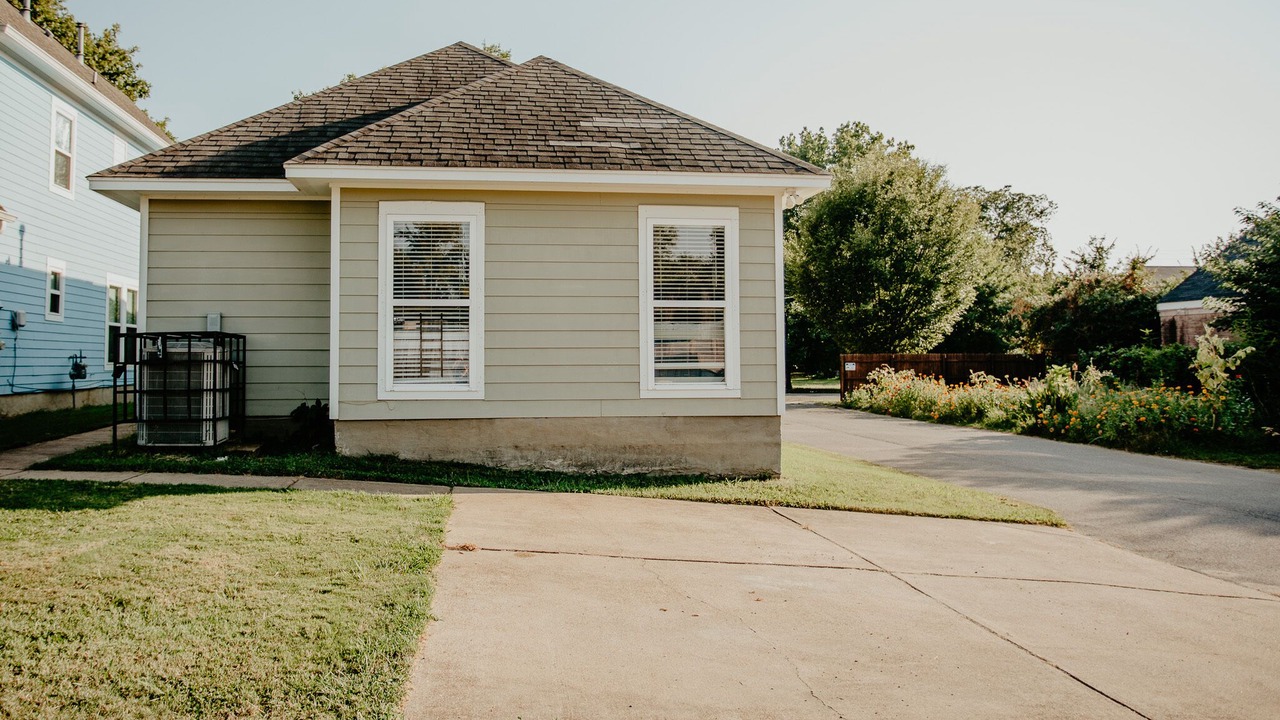 Photo of Outdoor in Uptown
