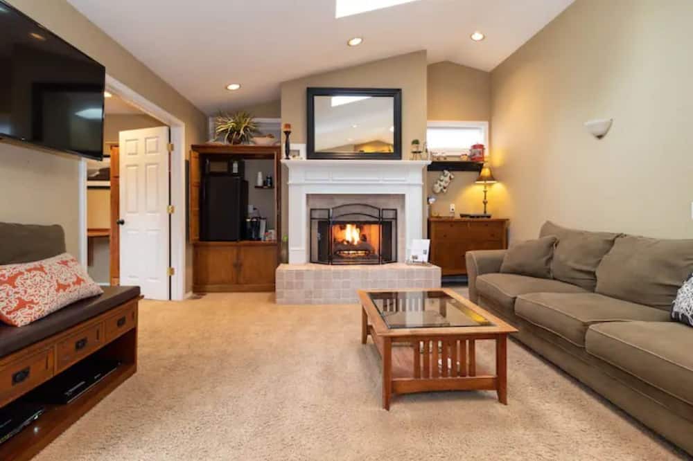 Photo of Livingroom in Orchard District