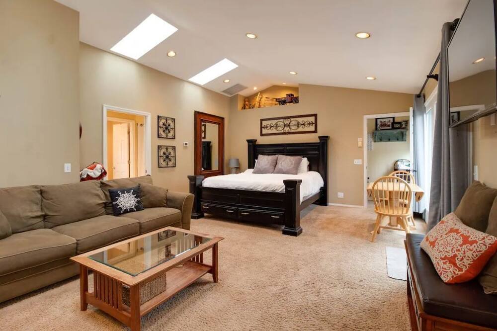 Photo of Bedroom in Orchard District