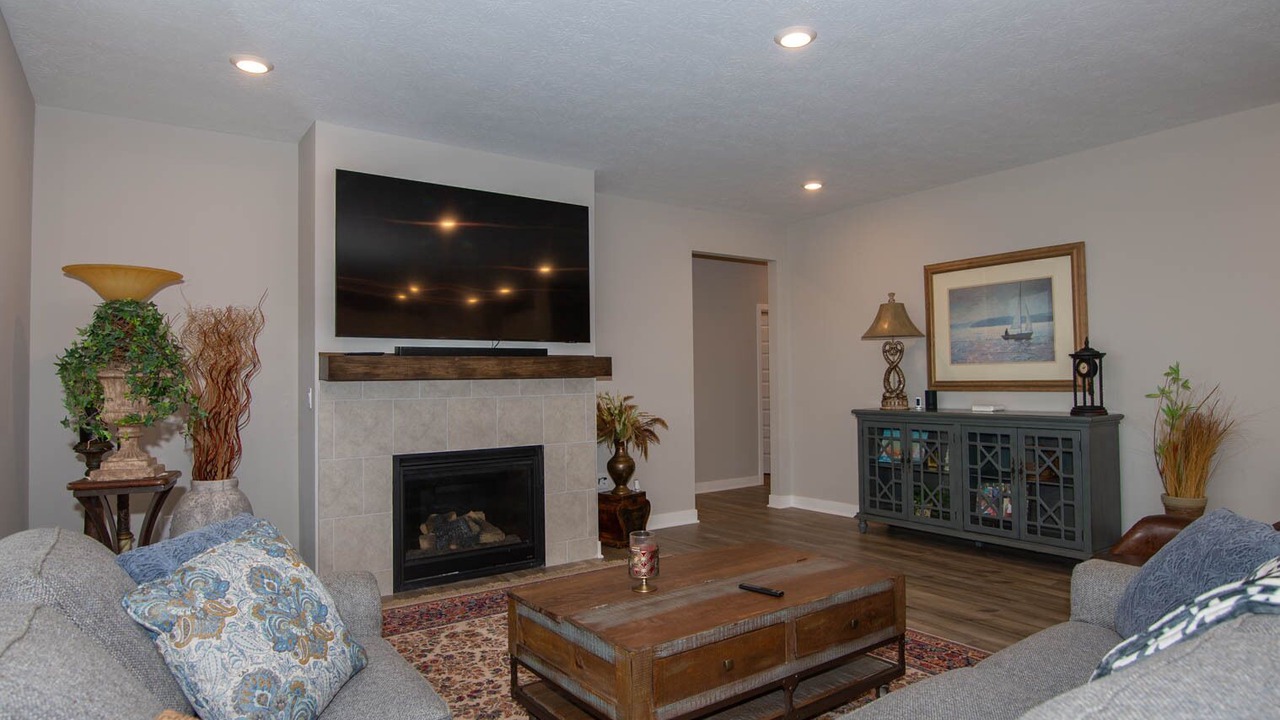 Photo of Livingroom in Maxwell